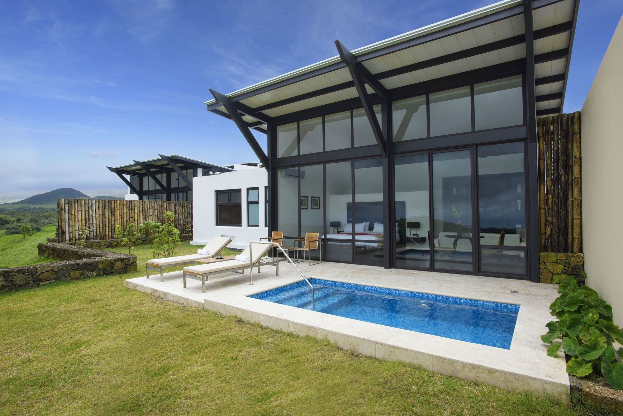 Pikaia Lodge Santa Cruz Island Eksteriør billede